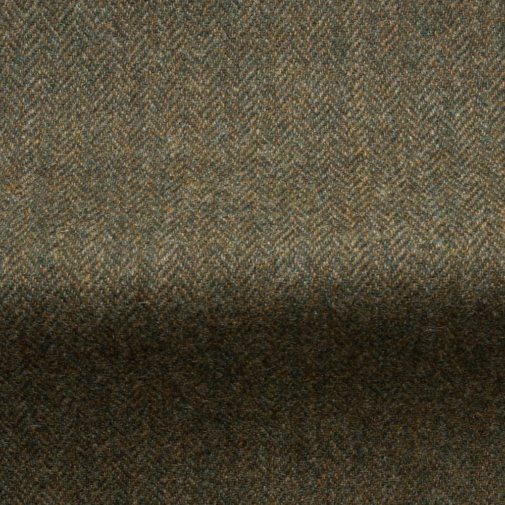 Soft, traditional shetland wool tweed