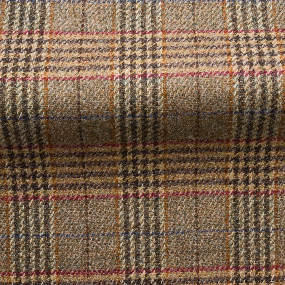 Soft, traditional shetland wool tweed