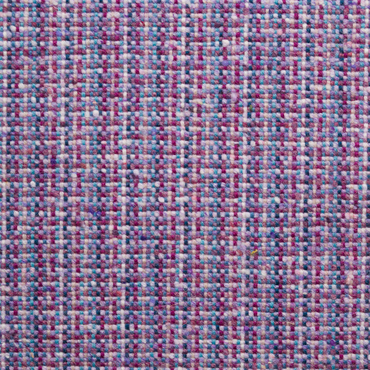 A hardwearing 90% wool fabric suitable for the home and office