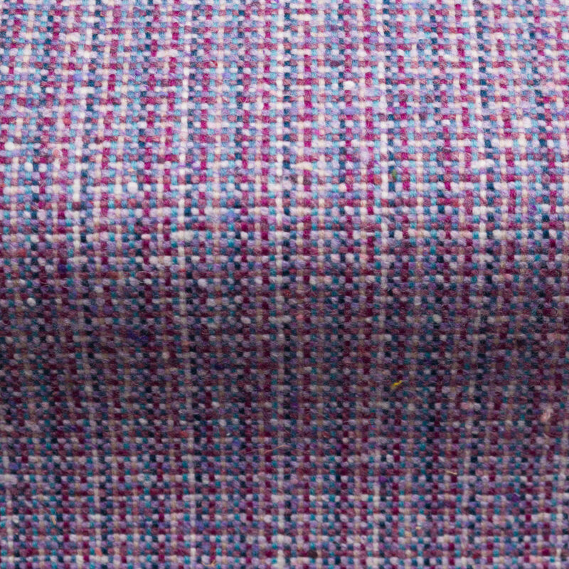 A hardwearing 90% wool fabric suitable for the home and office