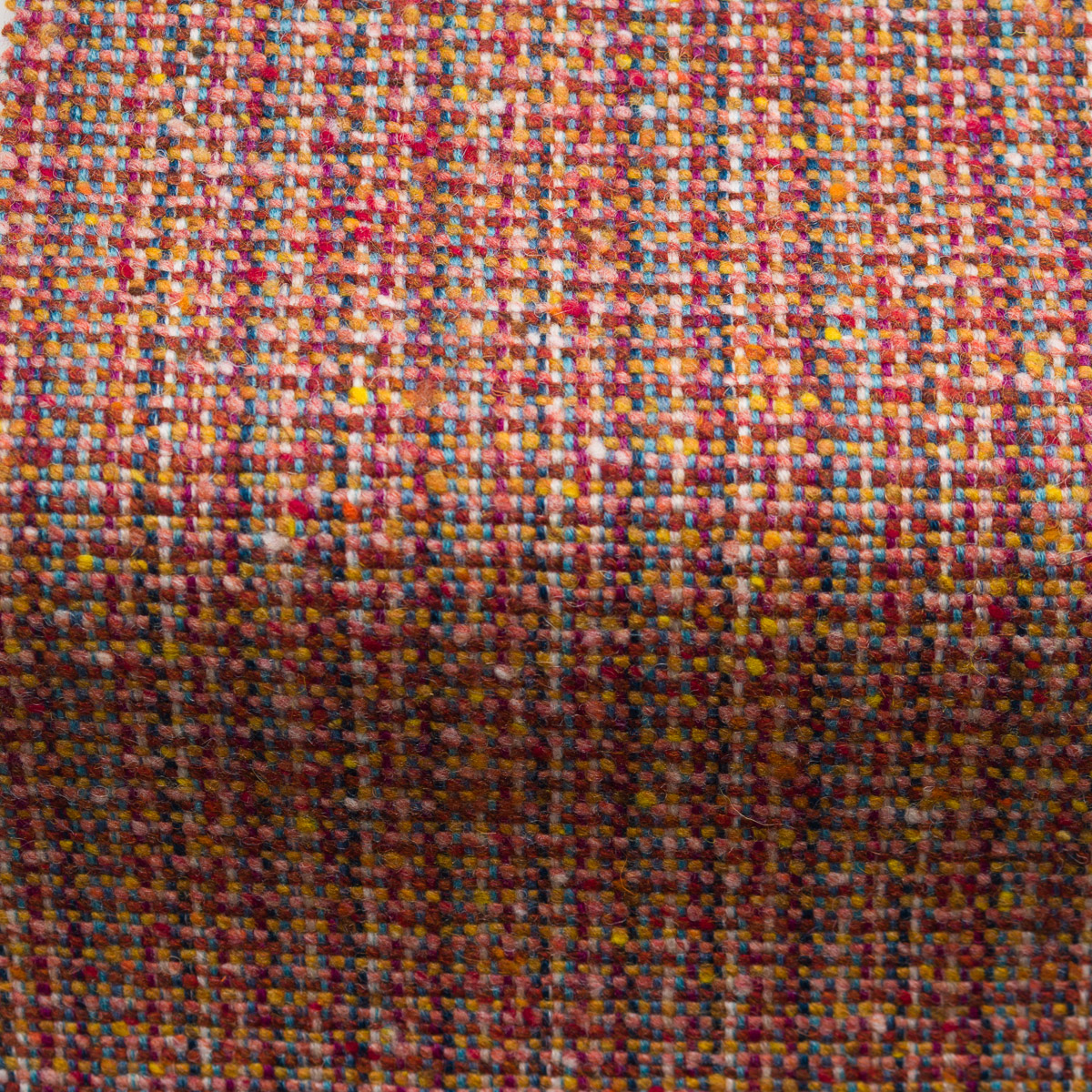 A hardwearing 90% wool fabric suitable for the home and office